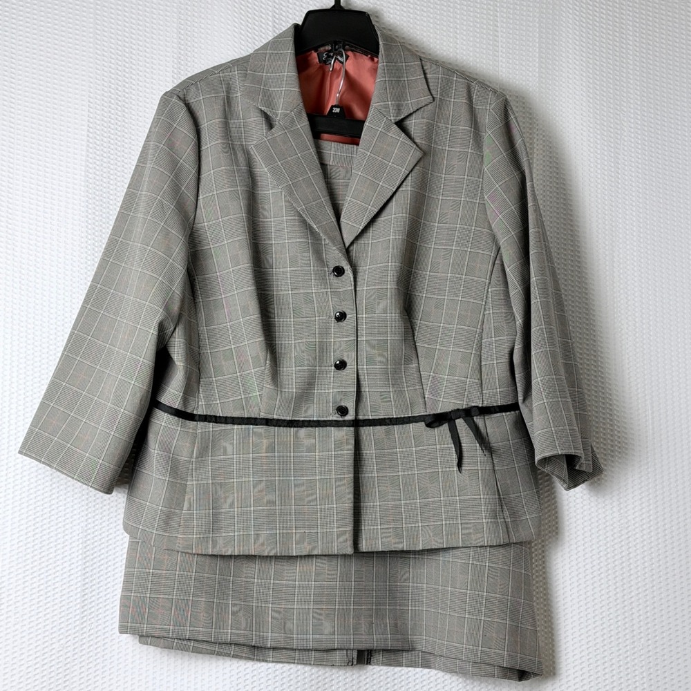 Sweet Suit Skirt Suit Women 20W Gray Plaid Professional Business Church Modest